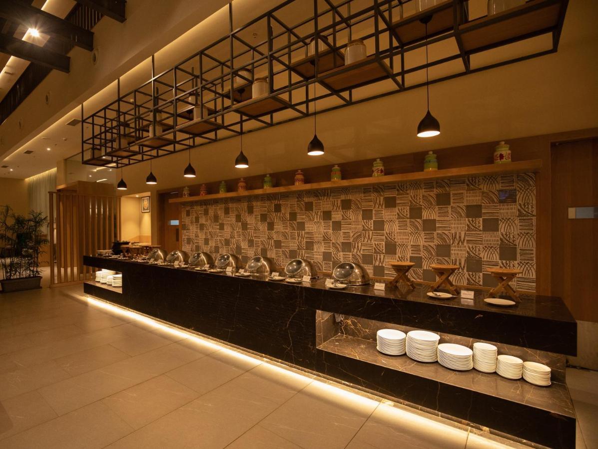 The Vern At Blvd Nashik Bagian luar foto