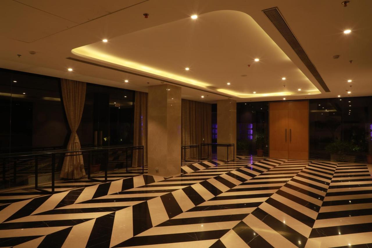 The Vern At Blvd Nashik Bagian luar foto