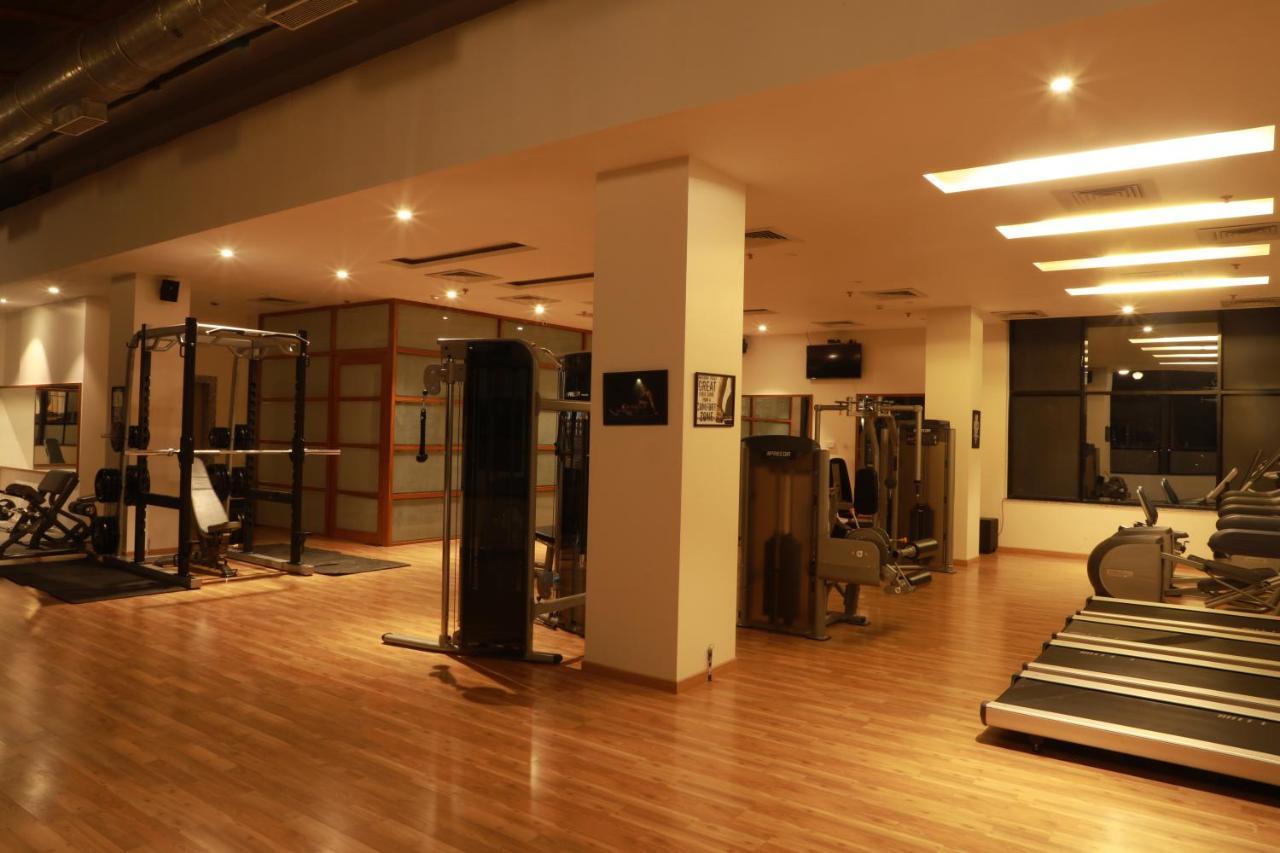 The Vern At Blvd Nashik Bagian luar foto