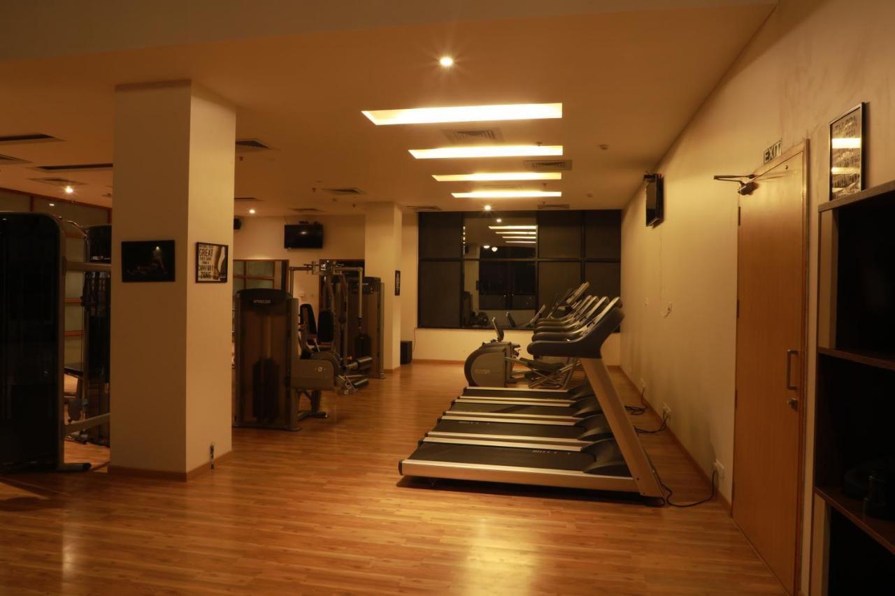 The Vern At Blvd Nashik Bagian luar foto